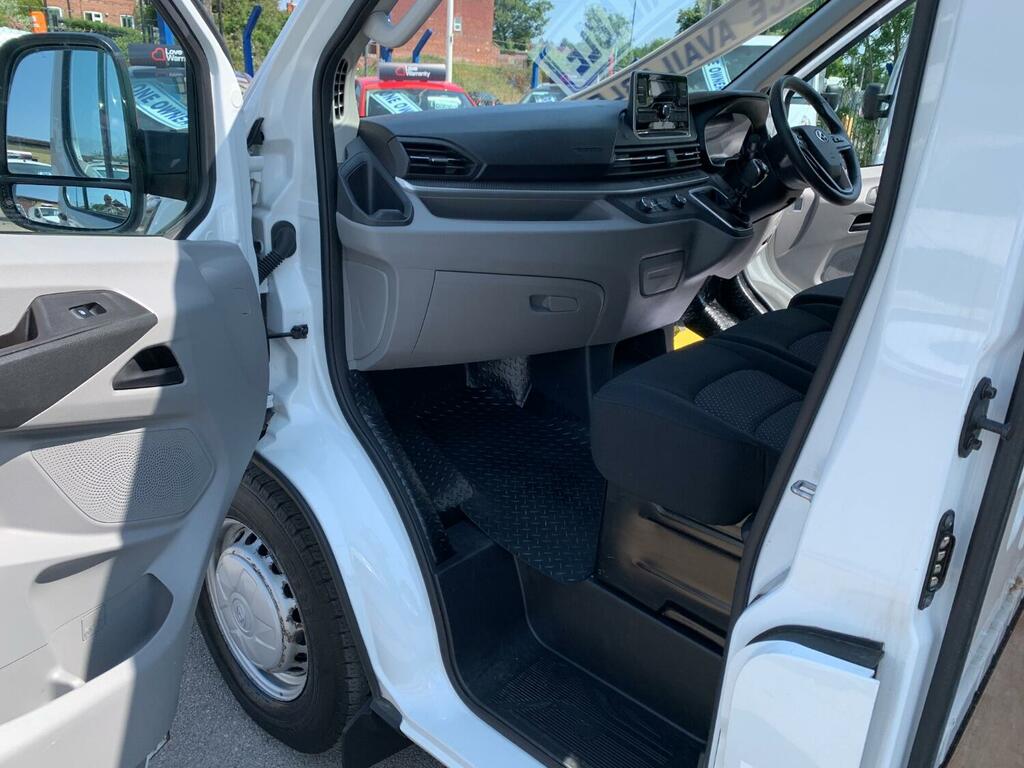 Maxus Deliver 9 Deliver 9 2.0 D20 150 Lux High Roof Van White #11