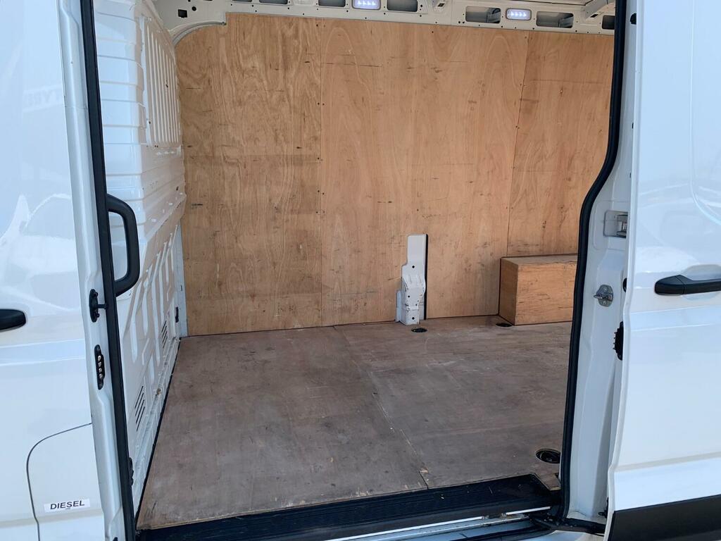 Maxus Deliver 9 Deliver 9 2.0 D20 150 Lux High Roof Van White #13