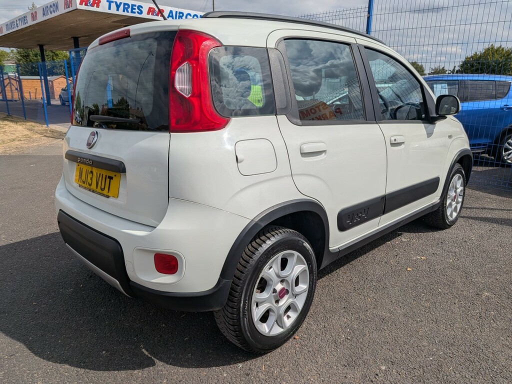 Fiat Panda 1.3 Multijet 4X4 White #4