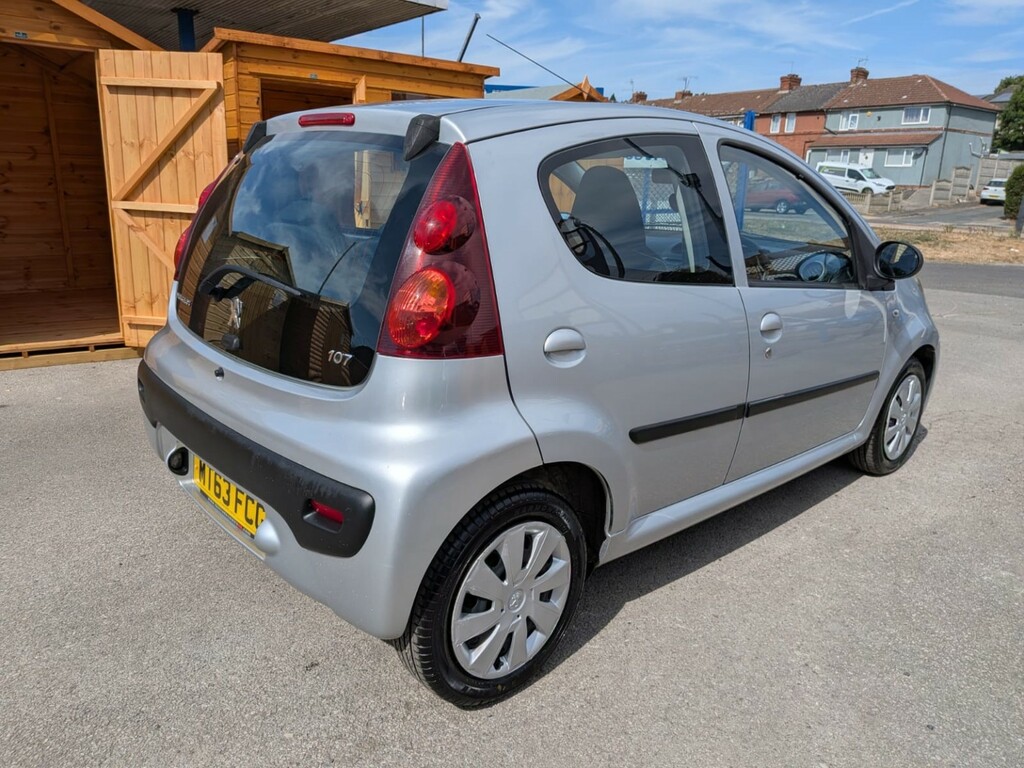 Peugeot 107 1.0 12V Active Silver #4