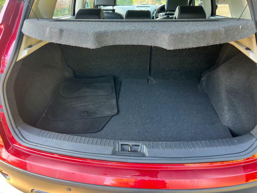 Nissan Qashqai Hatchback Red #22