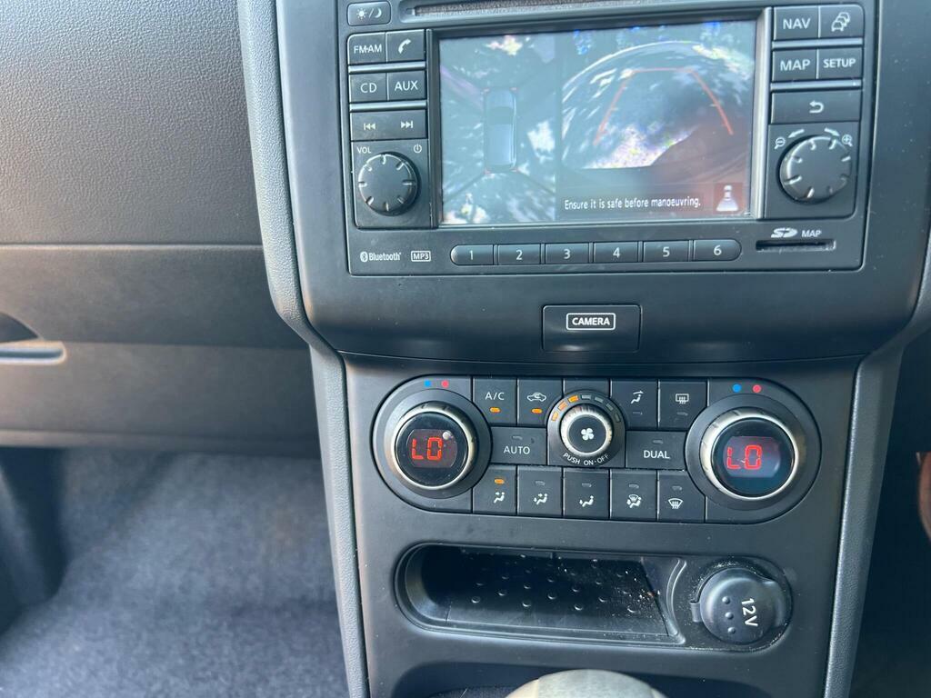 Nissan Qashqai Hatchback Red #39