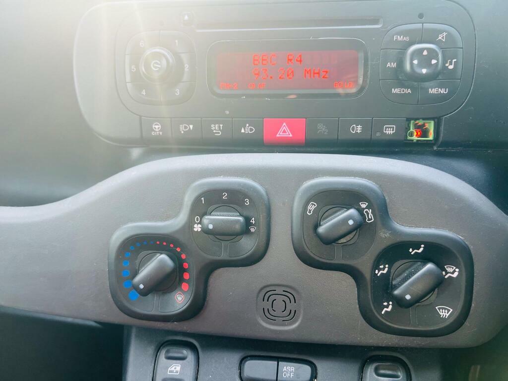 Fiat Panda Hatchback 1.3 Multijet Cross Euro 5 Ss 201 Green #38