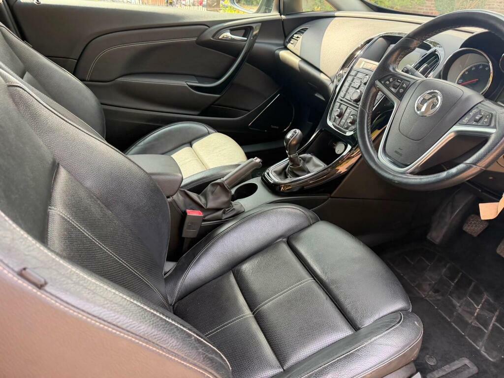 Vauxhall Astra GTC 1.4T 16V 140 Limited Edition Grey #17