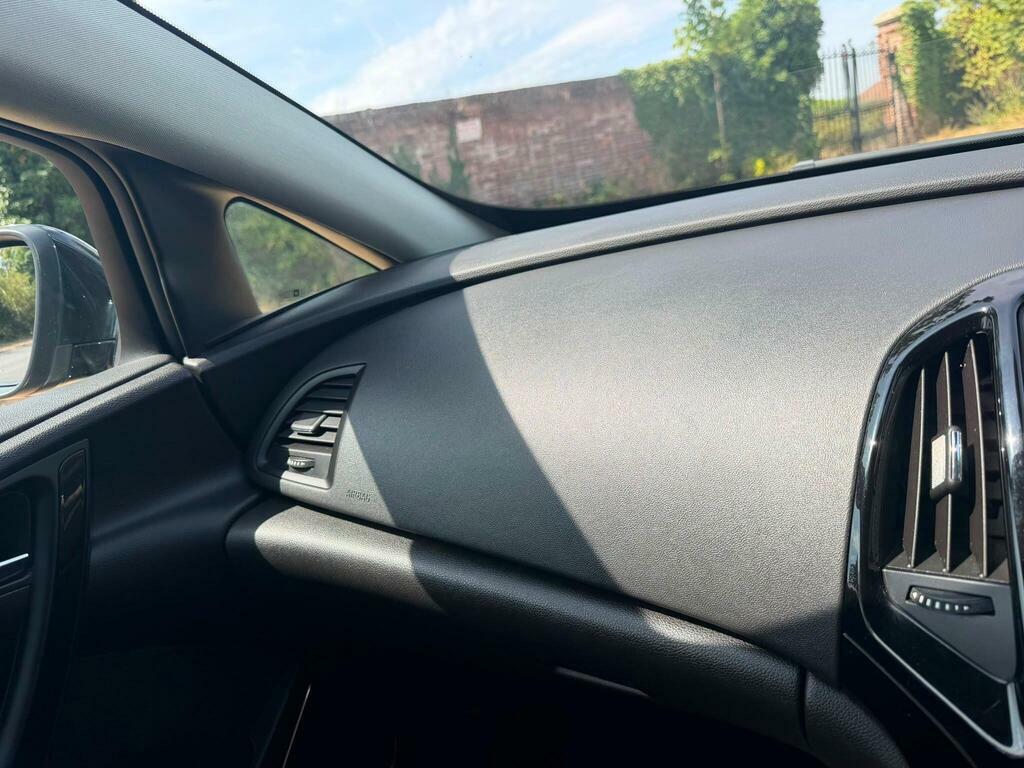 Vauxhall Astra GTC 1.4T 16V 140 Limited Edition Grey #49