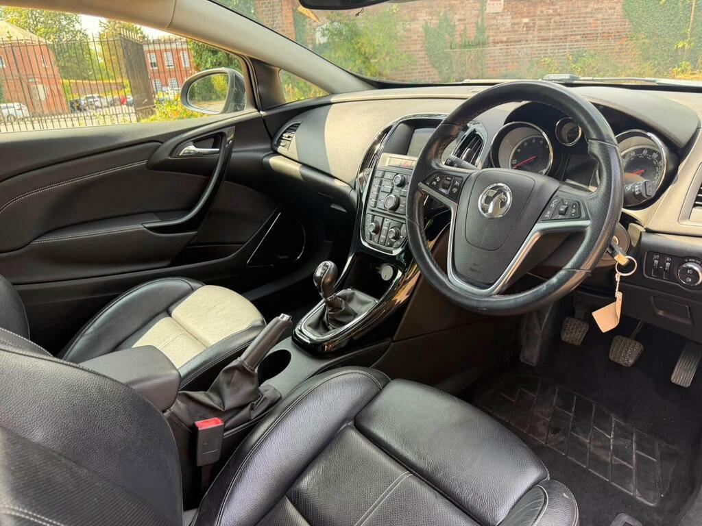 Vauxhall Astra GTC 1.4T 16V 140 Limited Edition Grey #14