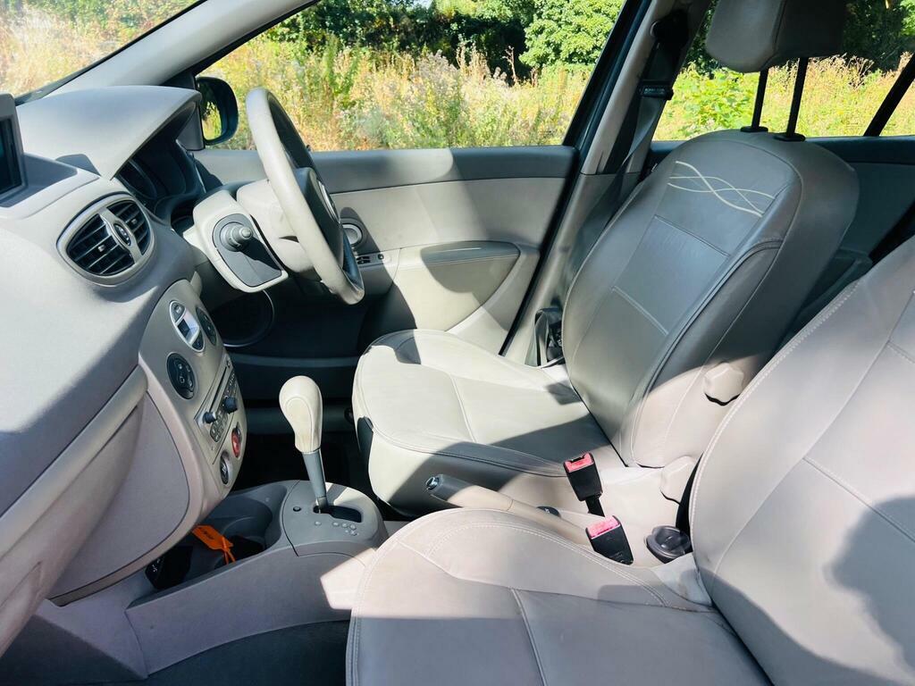 Renault Clio 2010 Renault Clionbsp1.2 I-music Euro 5 Petr Grey #16