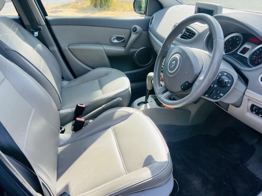 Renault Clio 2010 Renault Clionbsp1.2 I-music Euro 5 Petr Grey #27