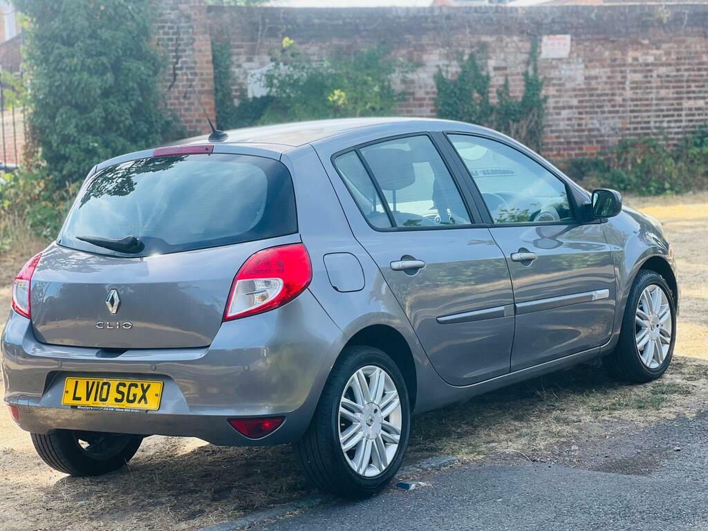 Renault Clio 2010 Renault Clionbsp1.2 I-music Euro 5 Petr Grey #10