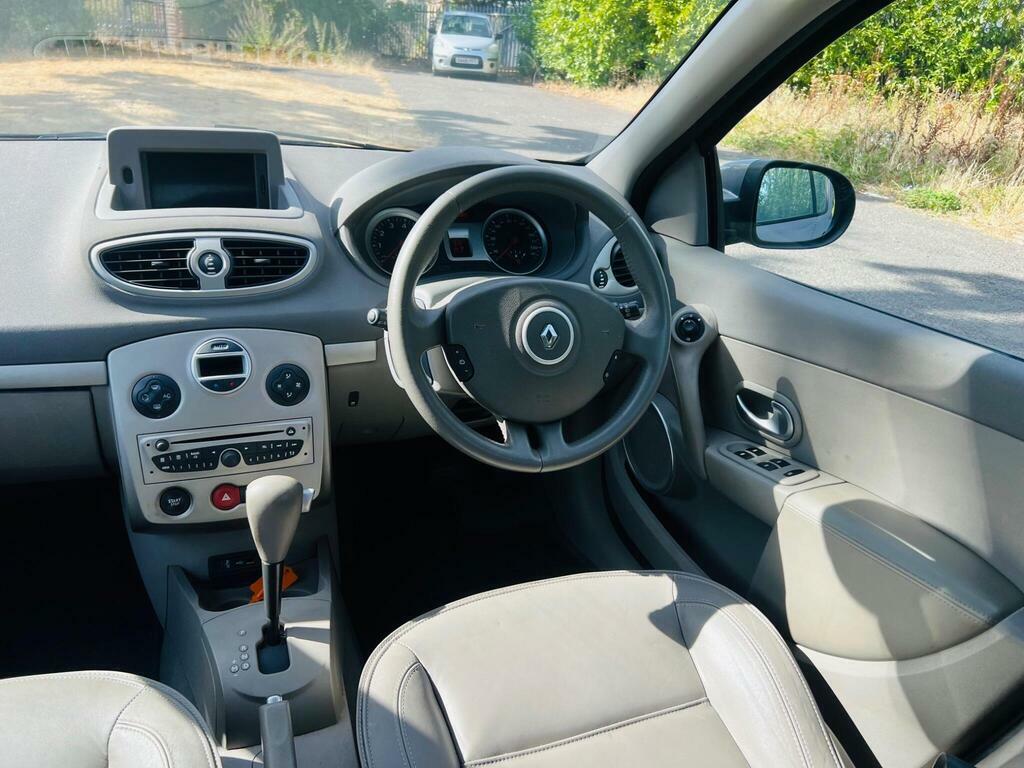 Renault Clio 2010 Renault Clionbsp1.2 I-music Euro 5 Petr Grey #26