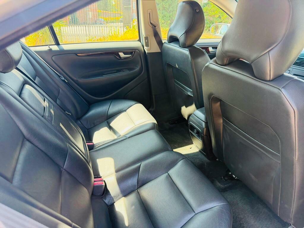 Volvo S60 2.4 D5 S Black #28