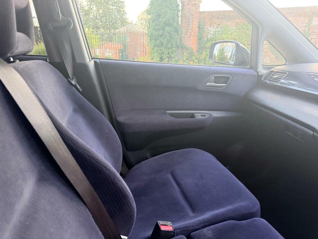 Honda Fr-V Ex Black #36
