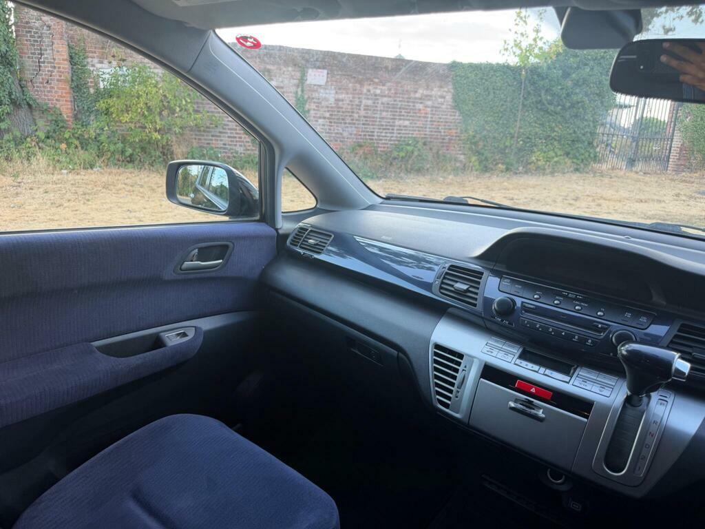 Honda Fr-V Ex Black #25