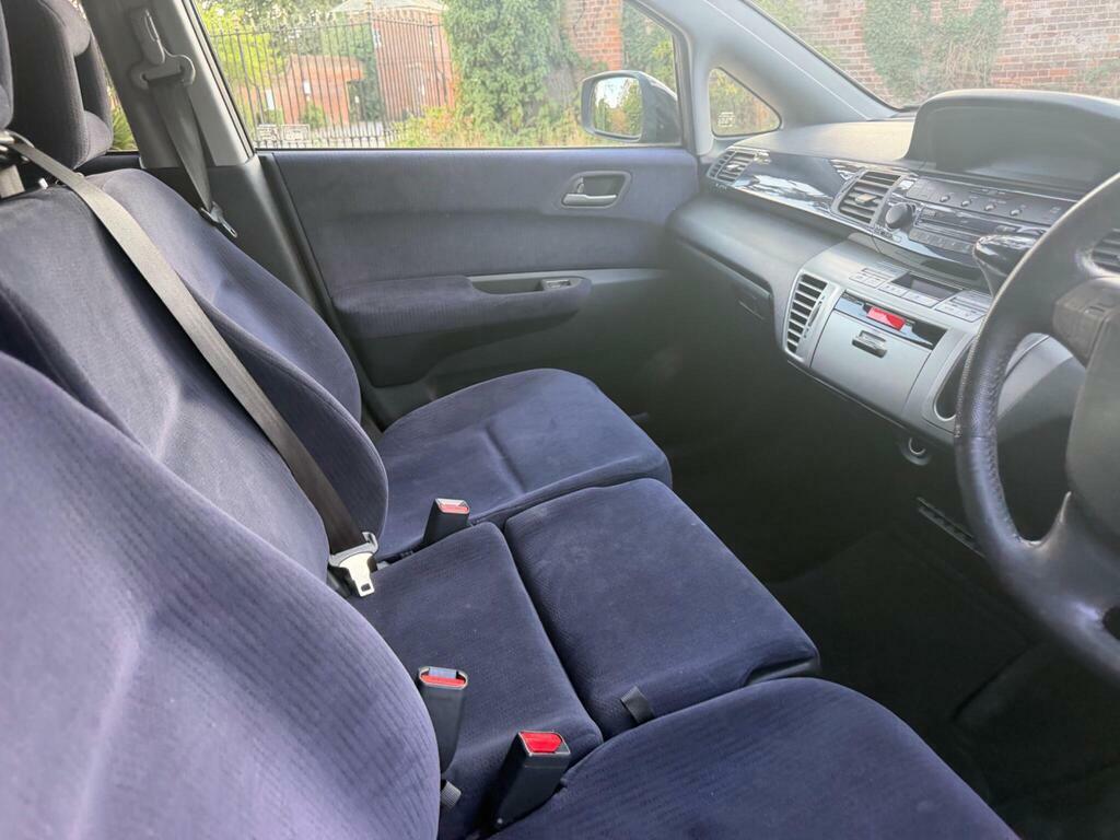 Honda Fr-V Ex Black #32
