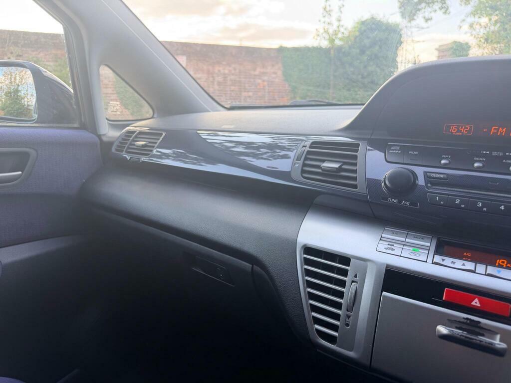 Honda Fr-V Ex Black #40