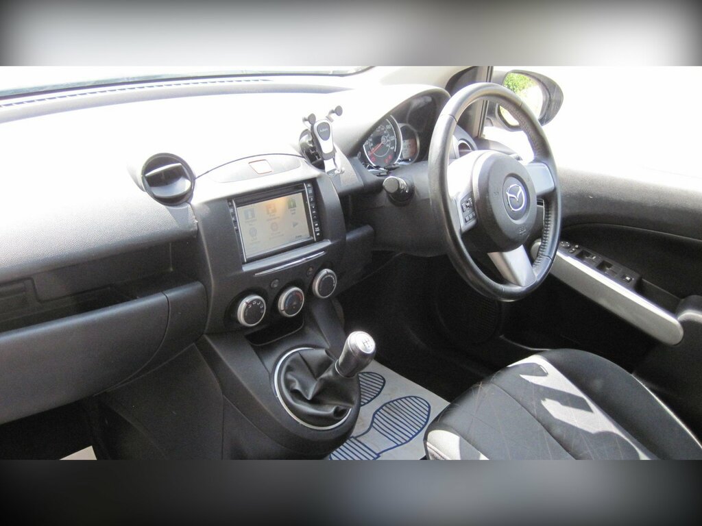 Mazda 2 1.3 Tamura - 59415 Miles Full Mazda Service Hi Silver #8