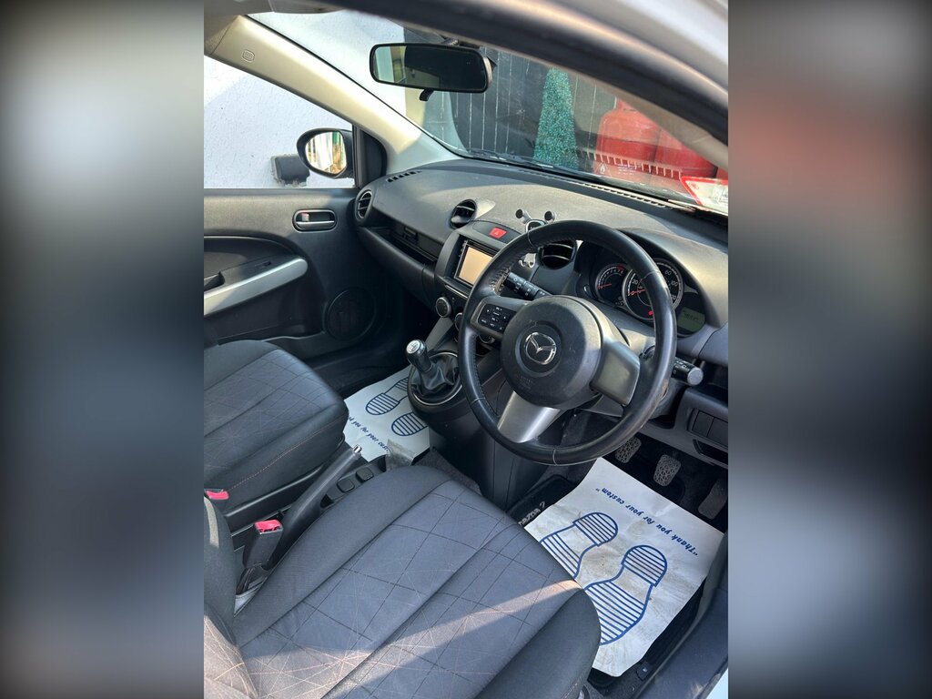 Mazda 2 1.3 Tamura - 59415 Miles Full Mazda Service Hi Silver #25