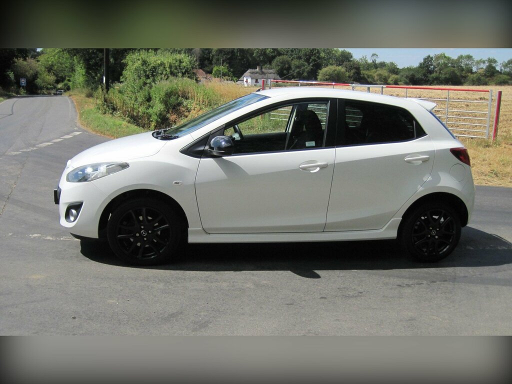 Mazda 2 1.3 Venture Euro 5 White #6