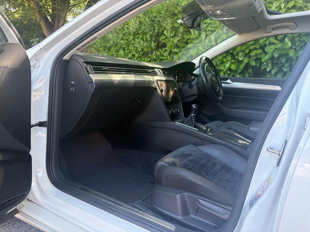 Volkswagen Passat Estate 2.0 Tdi Gt Euro 6 Ss 201717 Grey #15