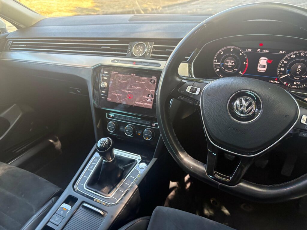 Volkswagen Passat Estate 2.0 Tdi Gt Euro 6 Ss 201717 Grey #9