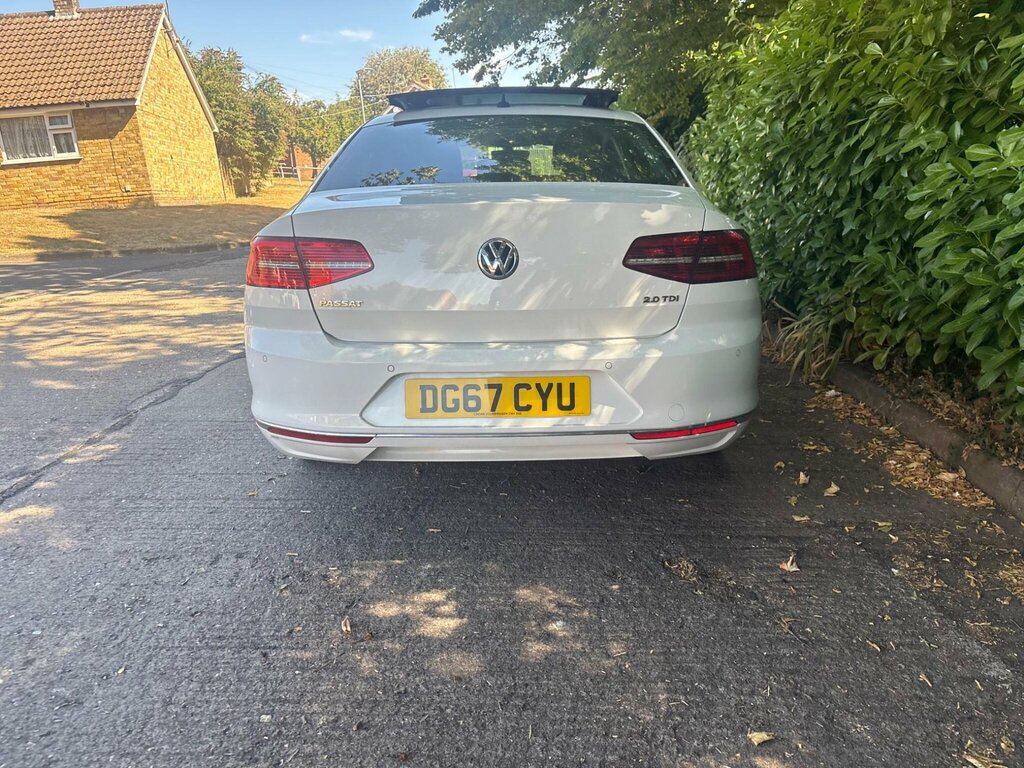 Volkswagen Passat 2.0 Tdi Gt Euro 6 Ss White #6