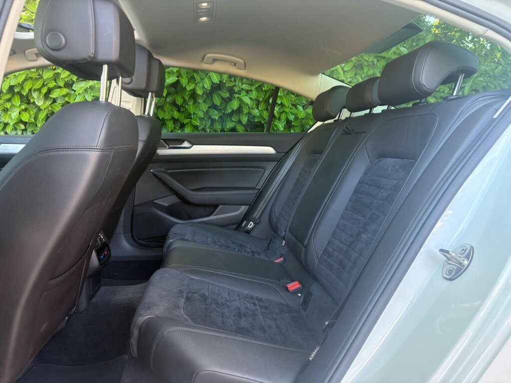 Volkswagen Passat Estate 2.0 Tdi Gt Euro 6 Ss 201717 Grey #27