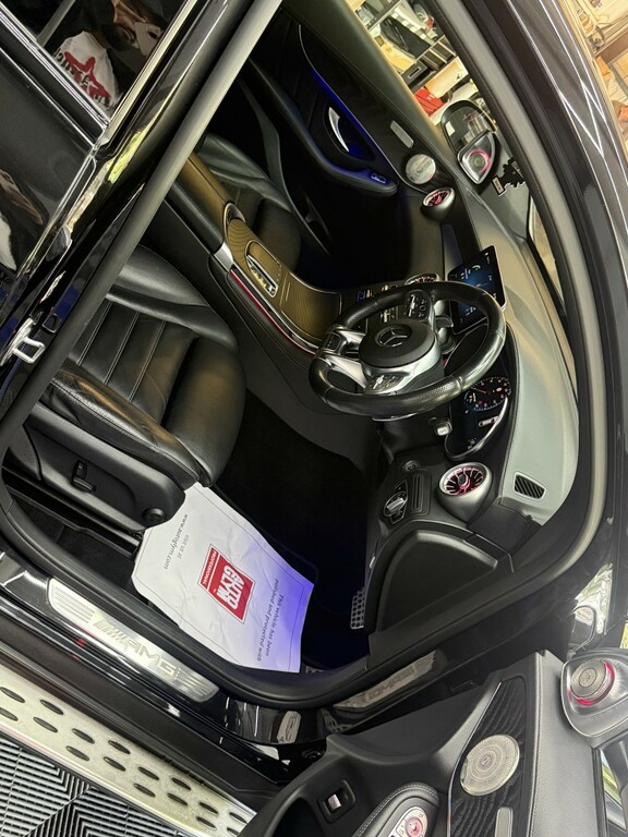 Mercedes-Benz GLC Class 2.0 Glc 300 De 4Matic Amg Line 302 Bhp Blue #28