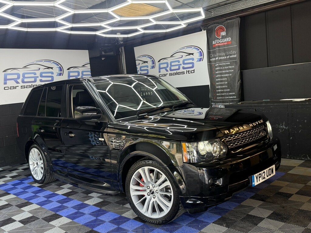 Land Rover Range Rover Sport 3.0 Sd V6 Hse Black