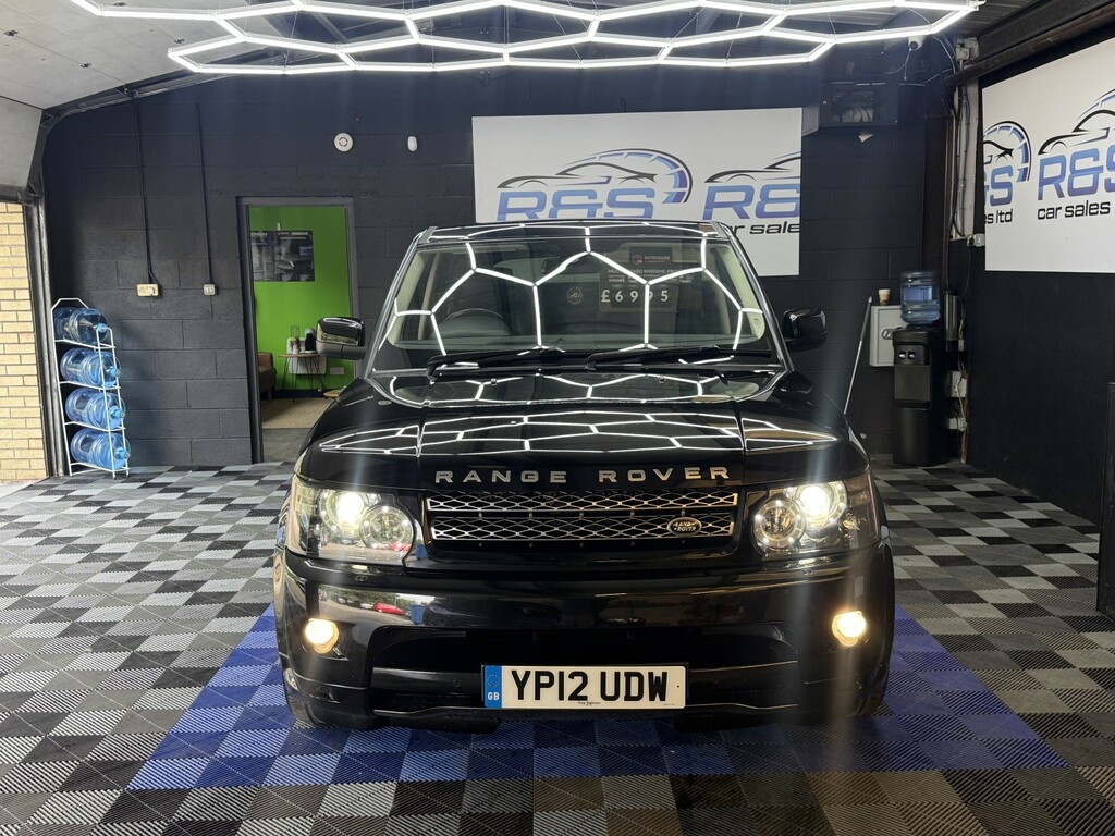 Land Rover Range Rover Sport 3.0 Sd V6 Hse Black #2