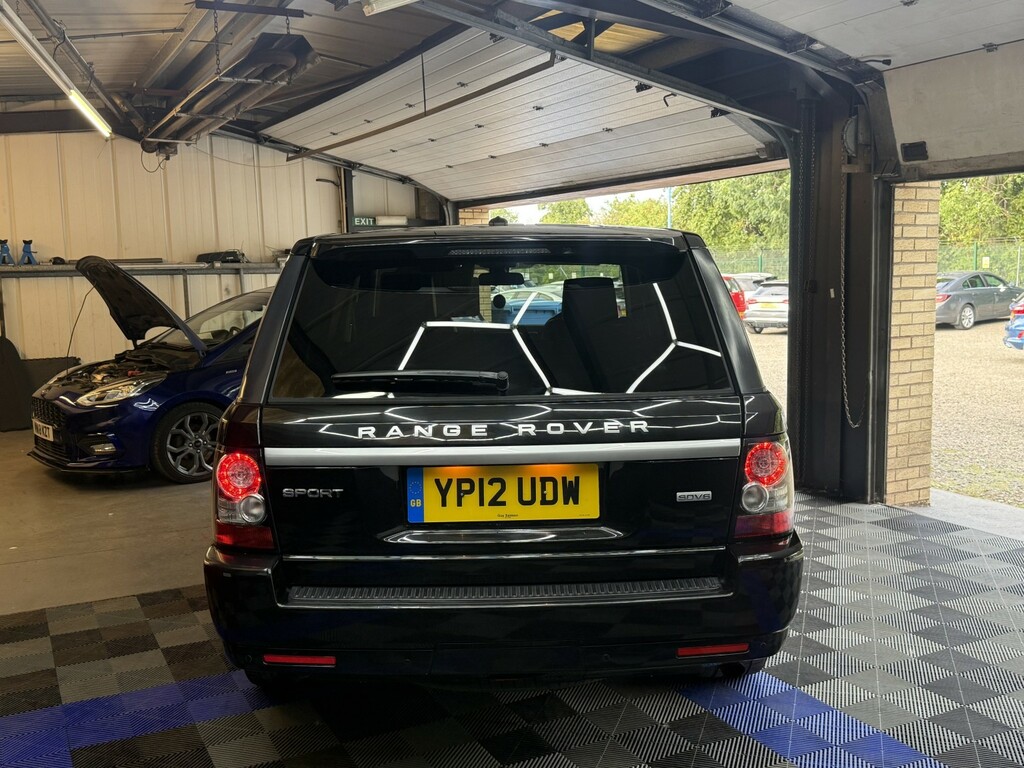 Land Rover Range Rover Sport 3.0 Sd V6 Hse Black #5