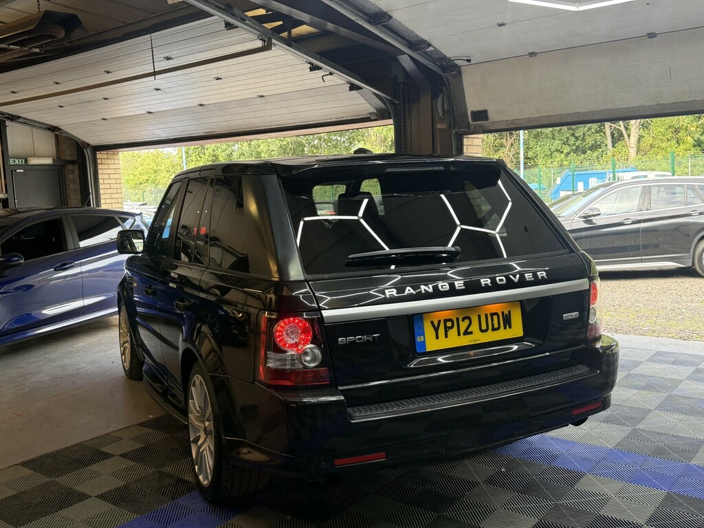 Land Rover Range Rover Sport 3.0 Sd V6 Hse Black #6
