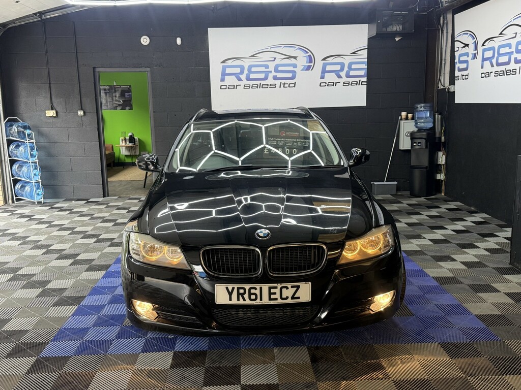 BMW 3 Series 2.0 318D Se Touring Black #2