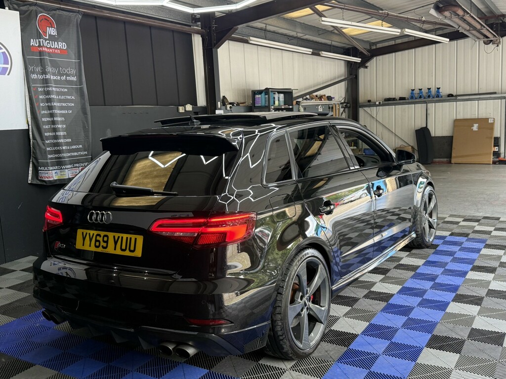Audi S3 2.0 Tfsi Black Edition Black #4
