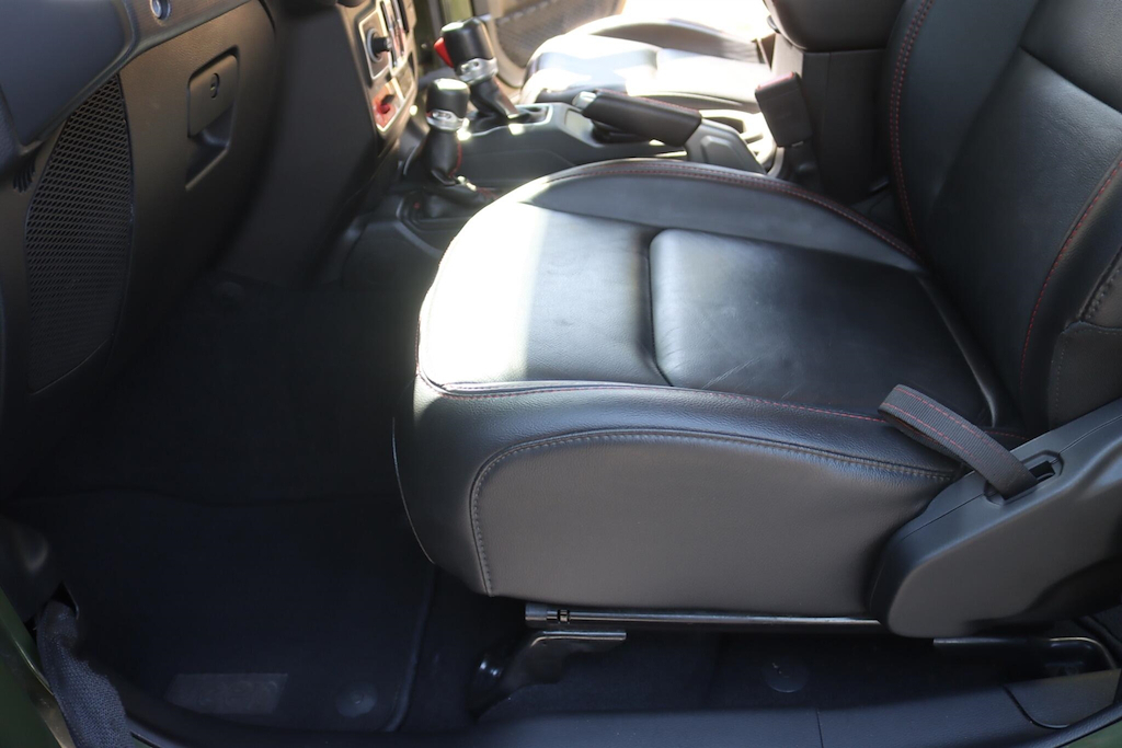Jeep Wrangler 2.0 Gme Chelsea Truck Co Suv 4Wd E Black #59