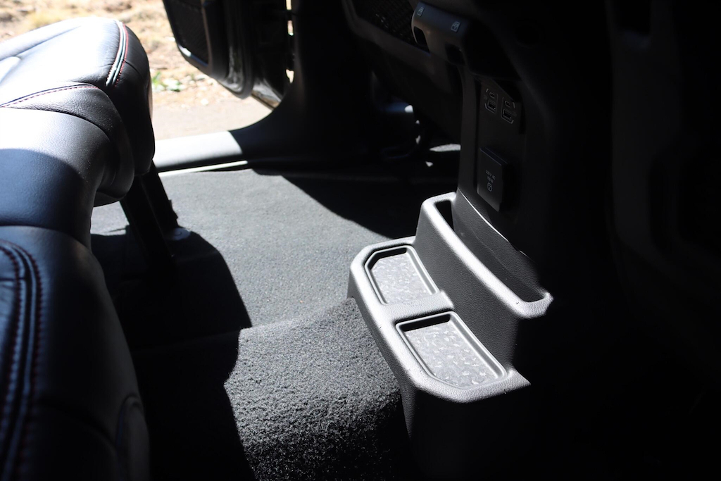 Jeep Wrangler 2.0 Gme Chelsea Truck Co Suv 4Wd E Black #83