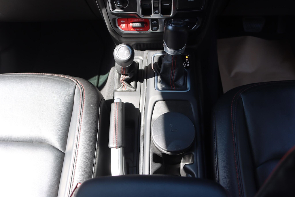 Jeep Wrangler 2.0 Gme Chelsea Truck Co Suv 4Wd E Black #36