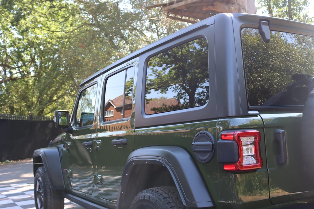 Jeep Wrangler 2.0 Gme Chelsea Truck Co Suv 4Wd E Black #76