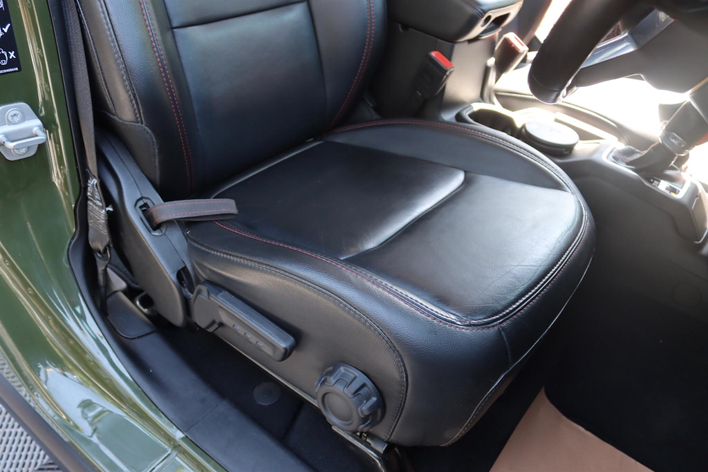 Jeep Wrangler 2.0 Gme Chelsea Truck Co Suv 4Wd E Black #62