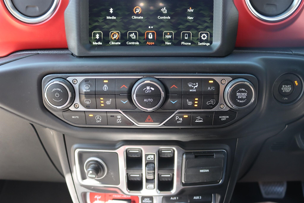 Jeep Wrangler 2.0 Gme Chelsea Truck Co Suv 4Wd E Black #41