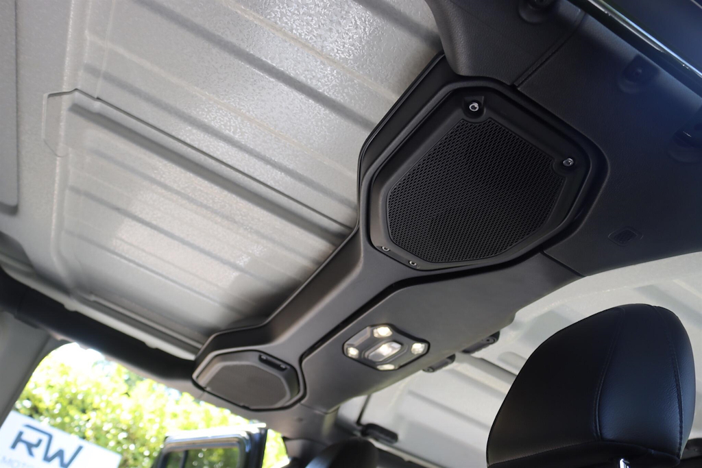 Jeep Wrangler 2.0 Gme Chelsea Truck Co Suv 4Wd E Black #84