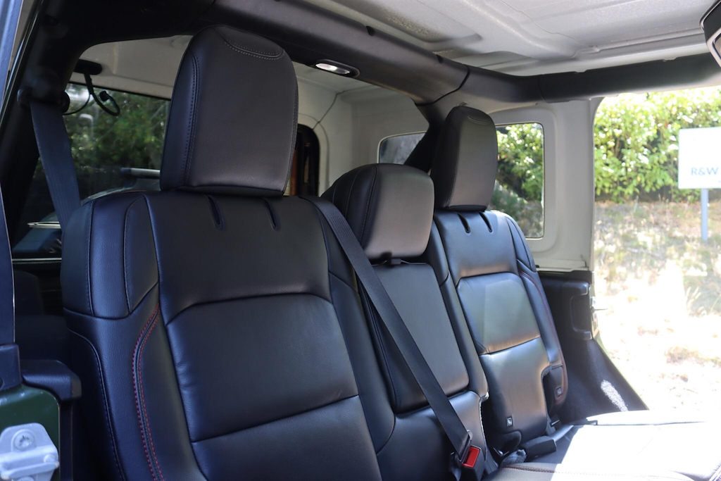 Jeep Wrangler 2.0 Gme Chelsea Truck Co Suv 4Wd E Black #8