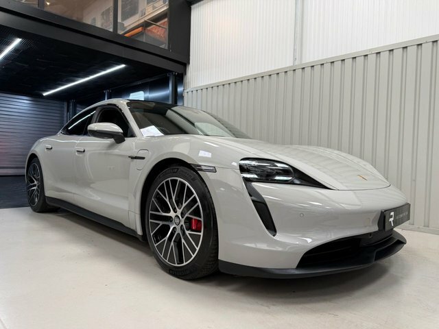Porsche Taycan Taycan 4S Cross Turismo Grey #73