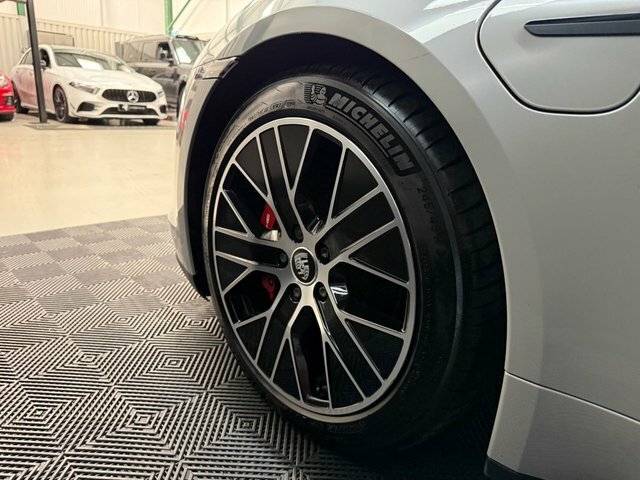 Porsche Taycan Taycan 4S Cross Turismo Grey #48