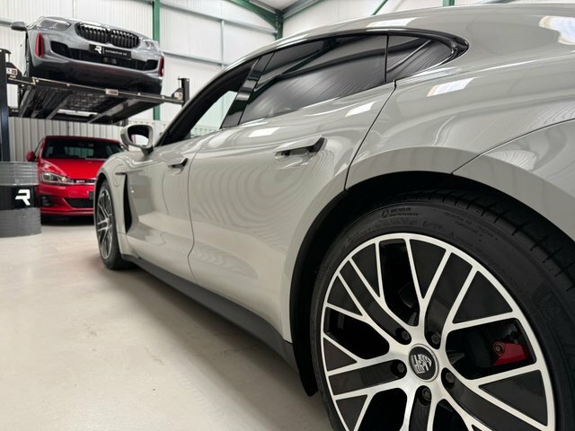 Porsche Taycan Taycan 4S Cross Turismo Grey #77