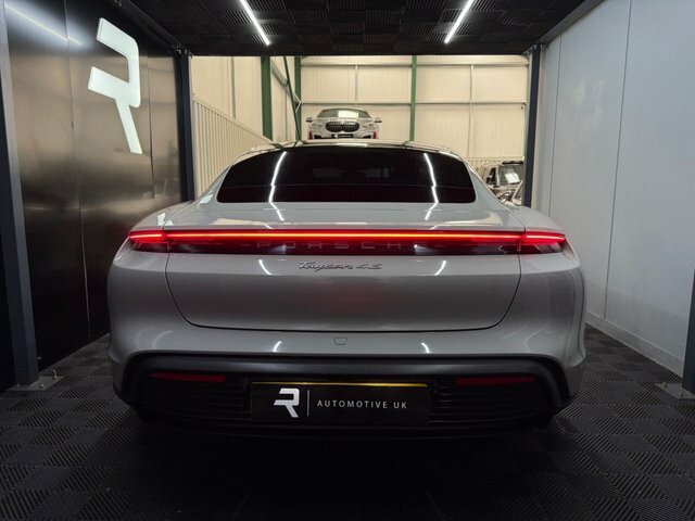 Porsche Taycan Taycan 4S Cross Turismo Grey #9