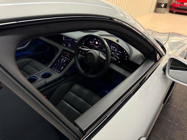 Porsche Taycan Taycan 4S Cross Turismo Grey #55