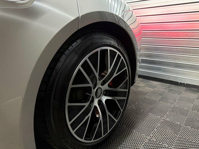 Porsche Taycan Taycan 4S Cross Turismo Grey #49