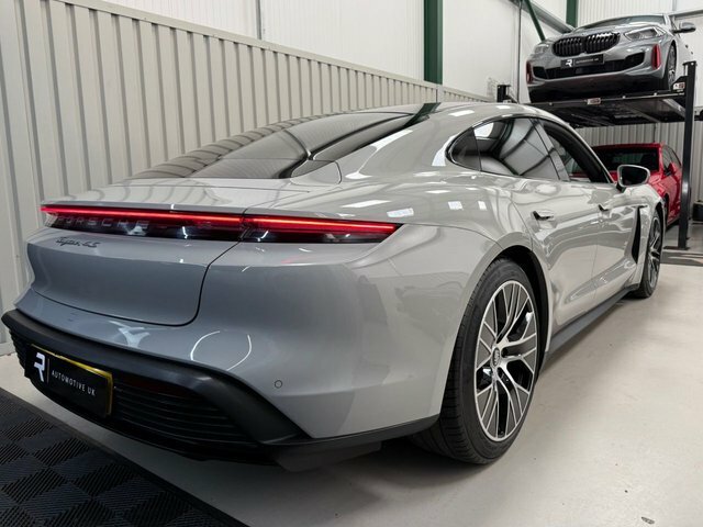 Porsche Taycan Taycan 4S Cross Turismo Grey #78