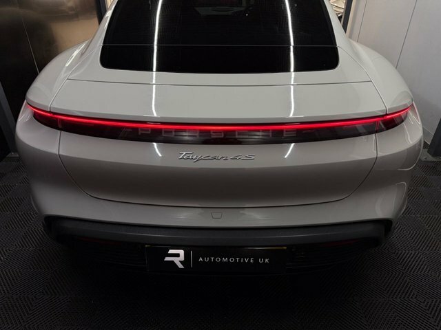 Porsche Taycan Taycan 4S Cross Turismo Grey #12