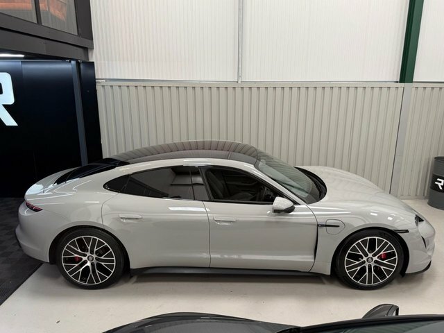 Porsche Taycan Taycan 4S Cross Turismo Grey #75